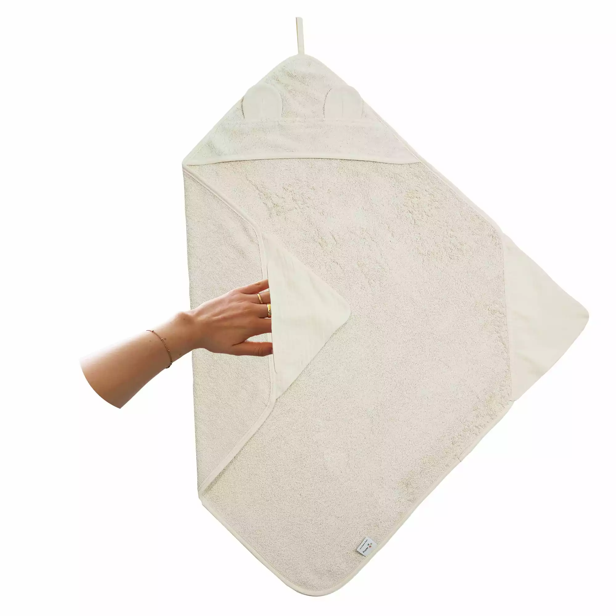 NiftyListings2024-2in1badcape-Vanilla03-lowres 2-in-1 badcape vanille detail