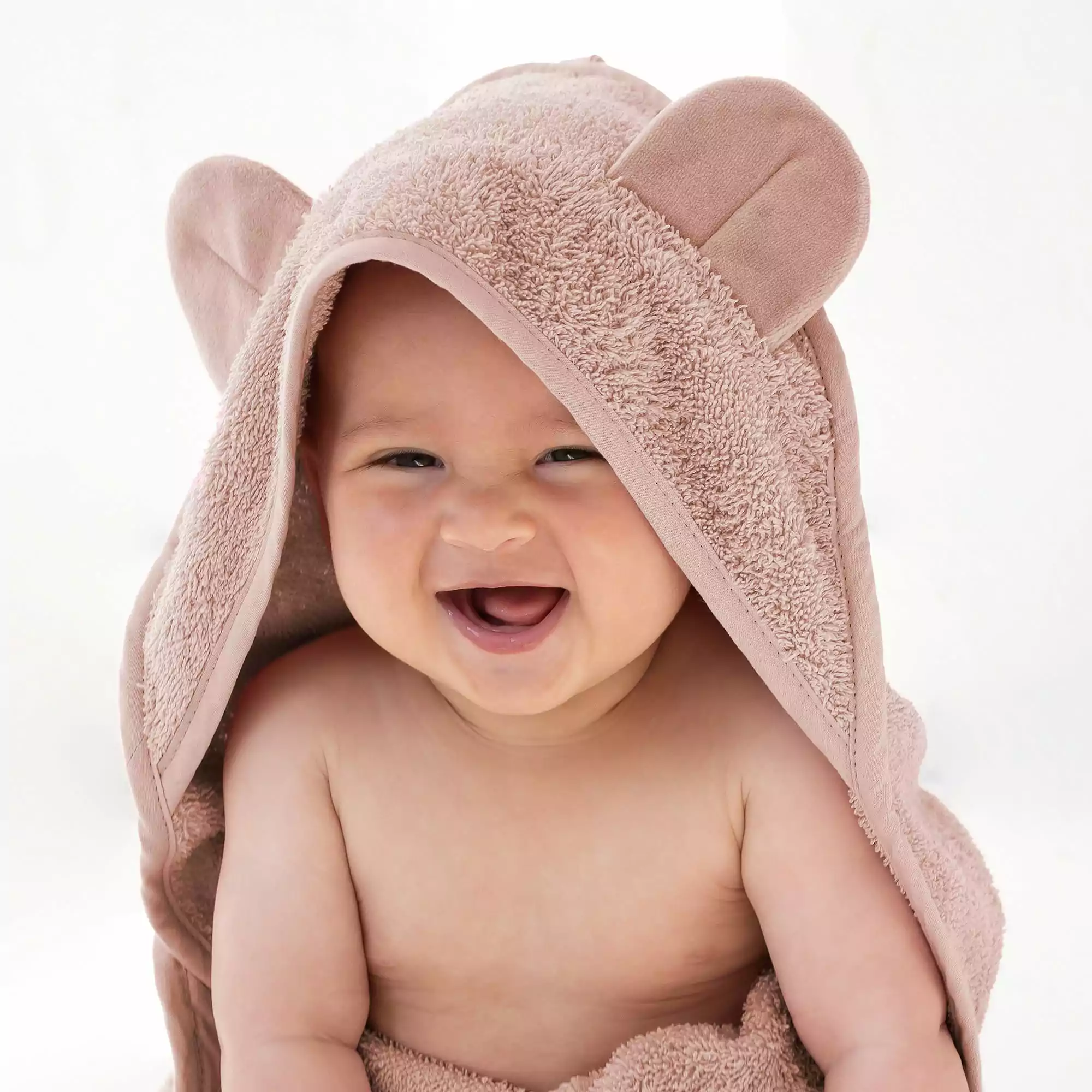 NiftyListings2024-Badcape-Blush03-lowres handsfree badcape blush baby